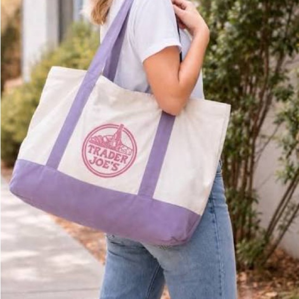 Trader Joe's Large Pastel Canvas
Reusable Tote Bag 2026 Limited Edition
Lavender